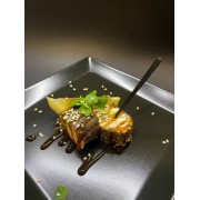 Роли Анти-рис (Норі, крем-сир, свіжий огірок, авокадо, креветка, соус Унагі